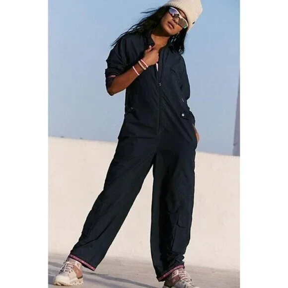 Free People Mesmerize Me Jumpsuit Longsleeve Navy Blue Wide Leg Cargo Pants L - Picture 1 of 10